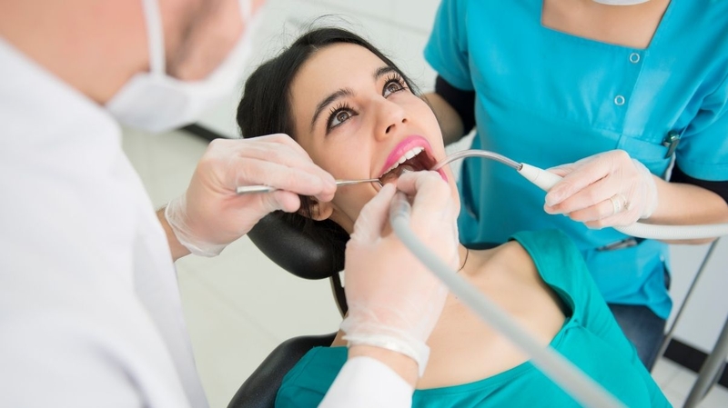 Tụt lợi khó tự hồi phục nhưng có thể kiểm soát và cải thiện bằng điều trị nha khoa phù hợp