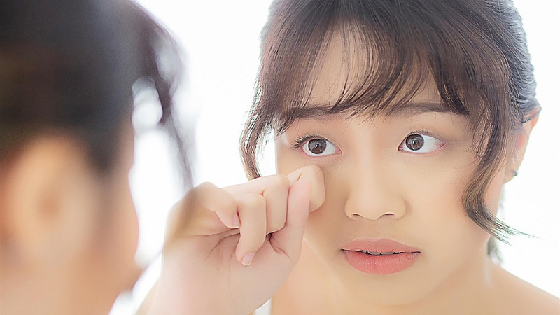 Lé kim là gì? Cách điều trị mắt lé kim đơn giản tại nhà 1