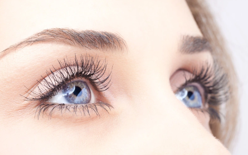 Lens mắt là gì? Cách bảo quản lens mắt đúng chuẩn ai cũng nên biết 1