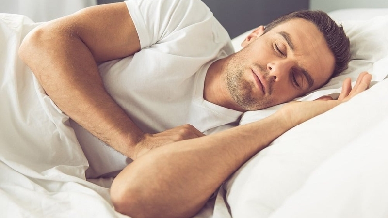 liet-trong-giac-ngu-thuong-xay-ra-khi-nao-va-cach-khac-phuc