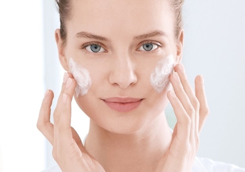 Liệu đang dùng tretinoin có peel da được không? 1