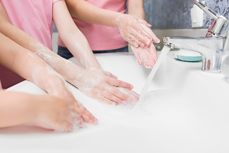 Lỡ tiếp xúc với người bị thủy đậu: Làm sao để giảm nguy cơ lây nhiễm? 3