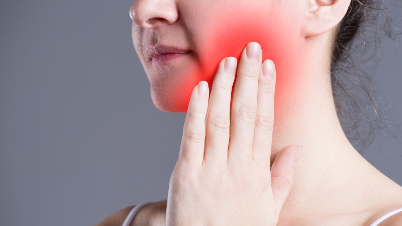 Nhiễm trùng cục bộ và sưng tấy