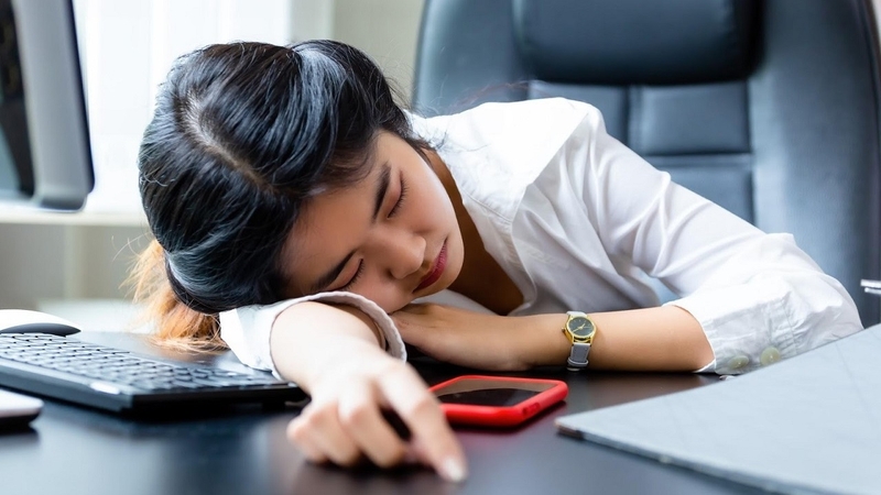 Lợi ích bất ngờ từ giấc ngủ trưa tại văn phòng 1