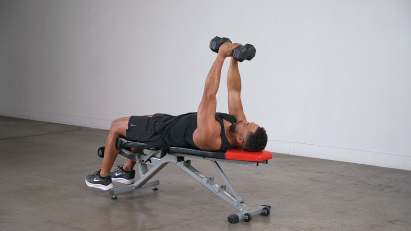 Lợi ích của bài tập Dumbbell pullover, cách thực hiện và những lỗi mắc phải thường gặp 2