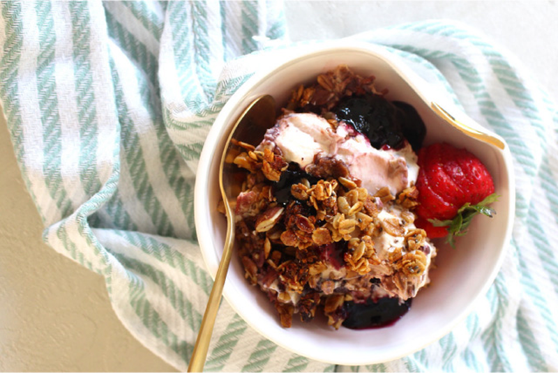 Bất ngờ trước lợi ích của granola cho bà bầu khi mang thai 1