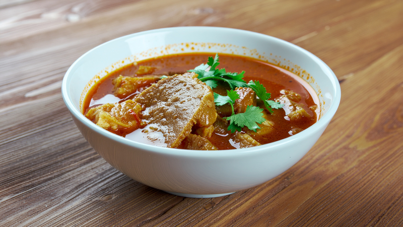 Khi được chế biến hoặc ăn kèm nước chấm nhiều dầu mỡ, lượng năng lượng trong lòng bò có thể tăng lên đáng kể