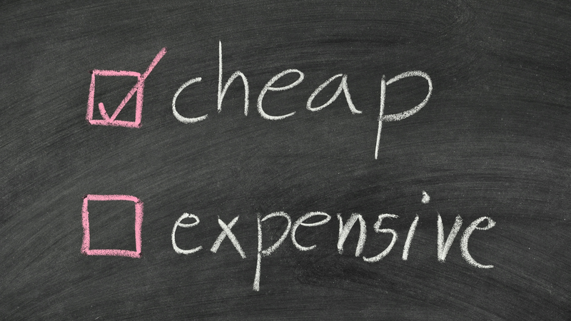 Giá thành rẻ bất ngờ là một trong những dấu hiệu nhận biết lòng se điếu giả