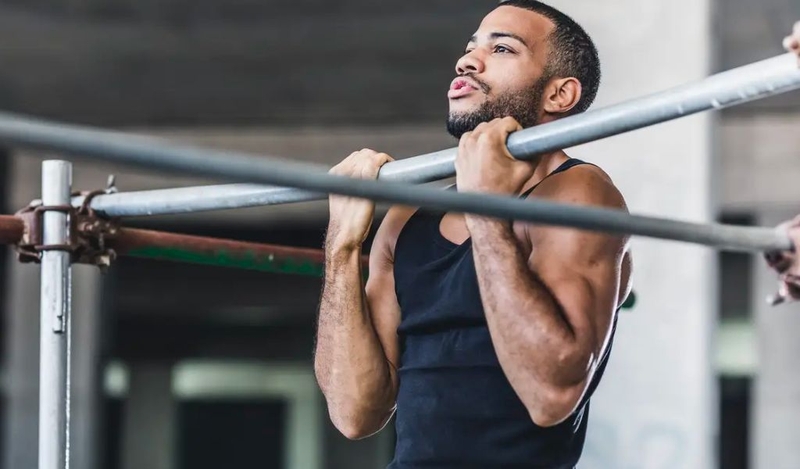 Lưng dài chân ngắn do đâu? Cách khắc phục như thế nào? 2