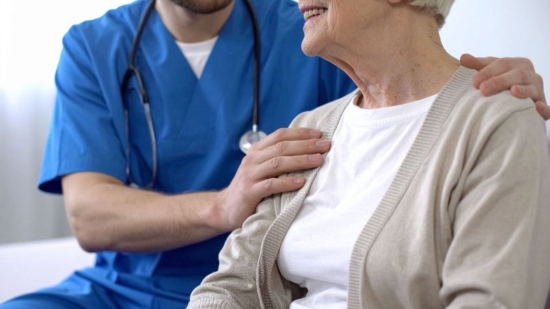 Người bệnh cần chủ động thăm khám sớm để phòng ngừa biến chứng