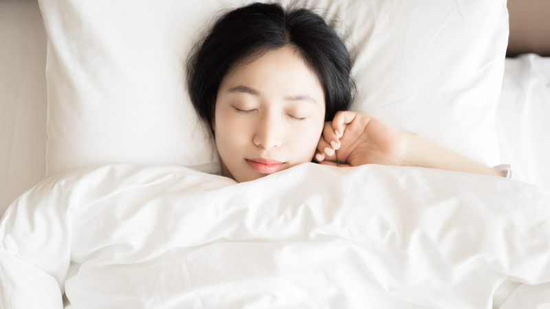 Gối phù hợp cần hỗ trợ đầu và cổ ở tư thế thoải mái khi ngủ