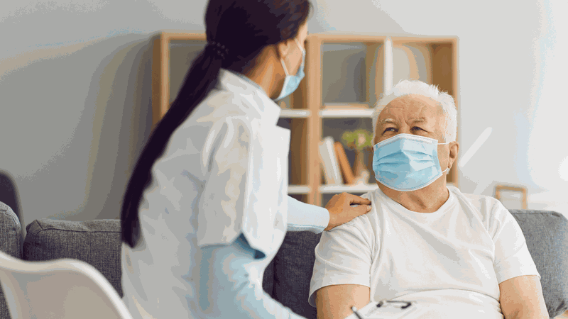 Mắc bệnh cúm ở người có bệnh nền nguy hiểm thế nào? 3