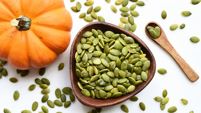 Hạt bí ngô là một trong những loại hạt giàu dinh dưỡng