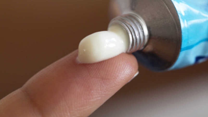 Mách bạn 5 loại thuốc bôi ngứa vùng kín nam hiệu quả 2