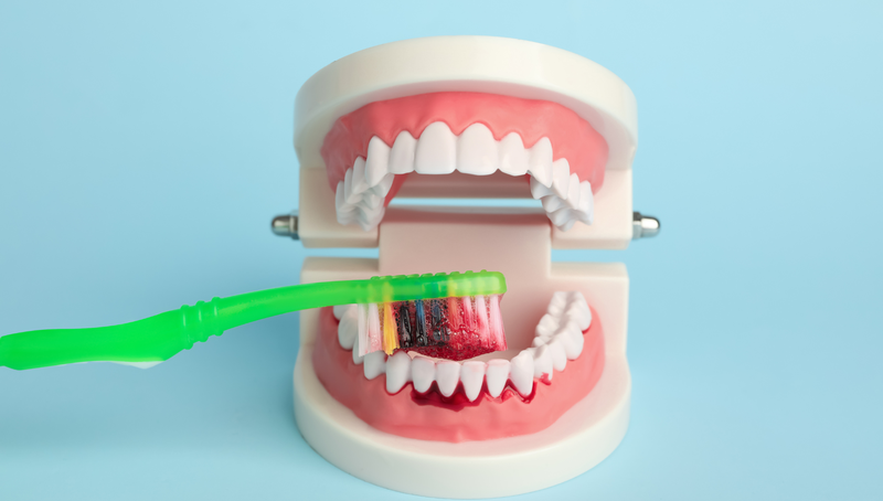 Mách bạn cách chữa chảy máu chân răng đơn giản an toàn và hiệu quả 1