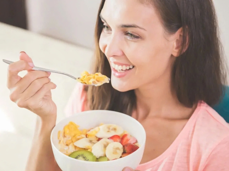 mach-ban-cach-chuan-bi-bua-sang-nhanh-gon-du-chat 3.jpg