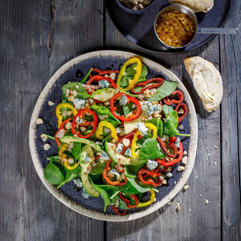 mach-ban-cach-lam-salad-ot-chuong-giam-can-hieu-qua-de-an 4.jpg