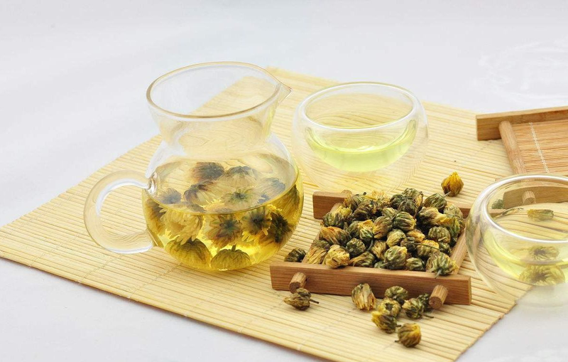 Mách bạn công thức trà hoa cúc chữa mất ngủ cực hiệu quả 1