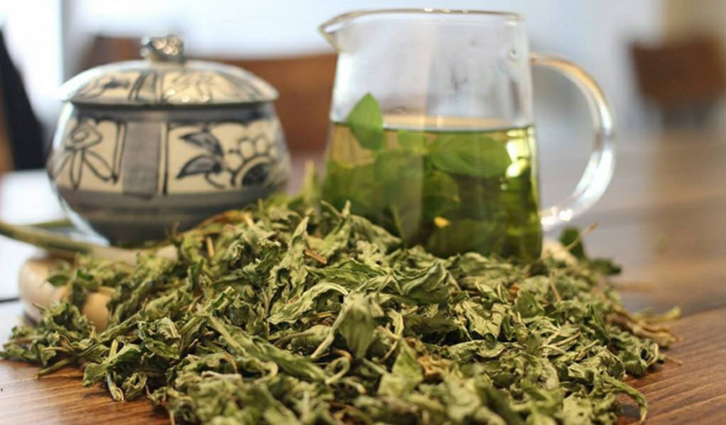 Nước lá sen có tác dụng gì?