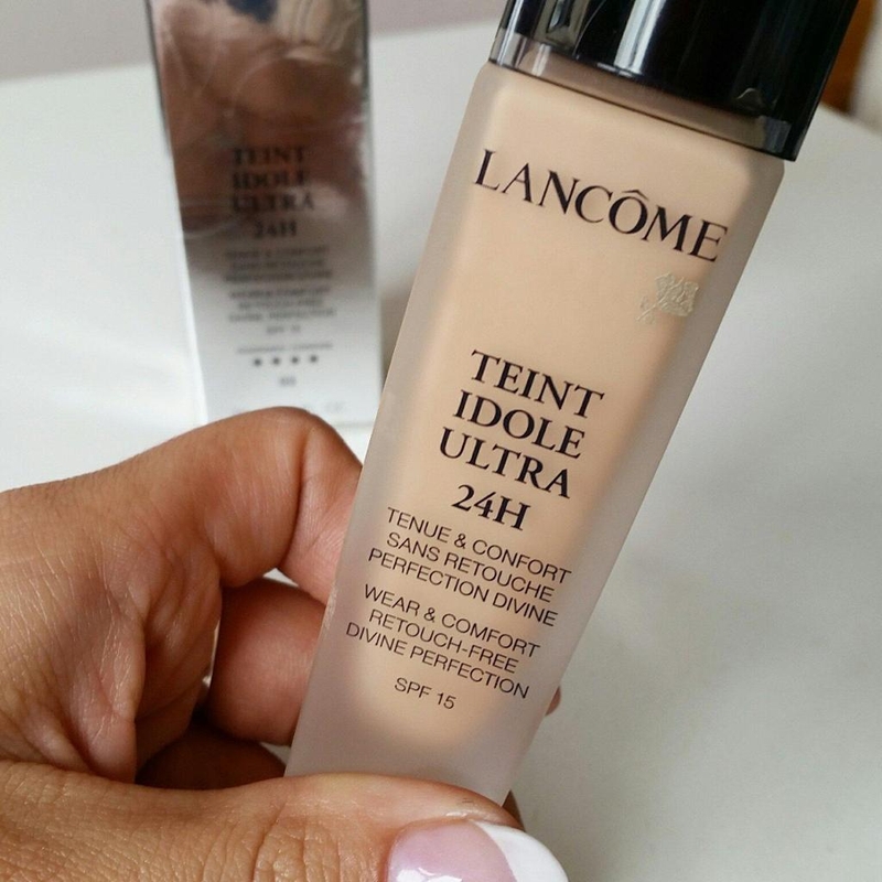 Mách các nàng cách chọn kem nền cho da dầu 2