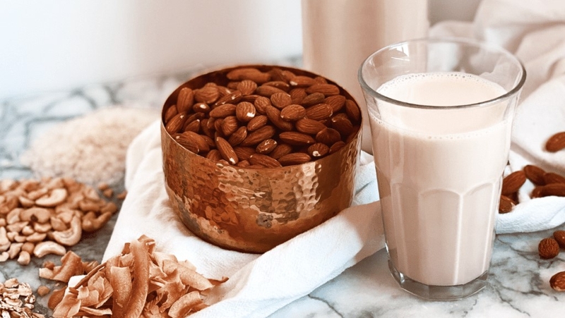 Mách chị em cách chọn thời điểm cho bé uống sữa hạt hợp lý và hiệu quả nhất 3