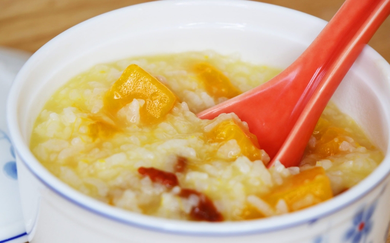 Mách mẹ cách nấu cháo gan heo cho bé ăn hoài không ngán 1