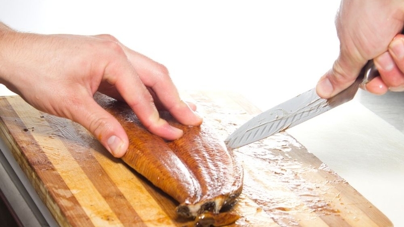 Mách mẹ cách nấu cháo lươn yến mạch cho bé ăn dặm 2