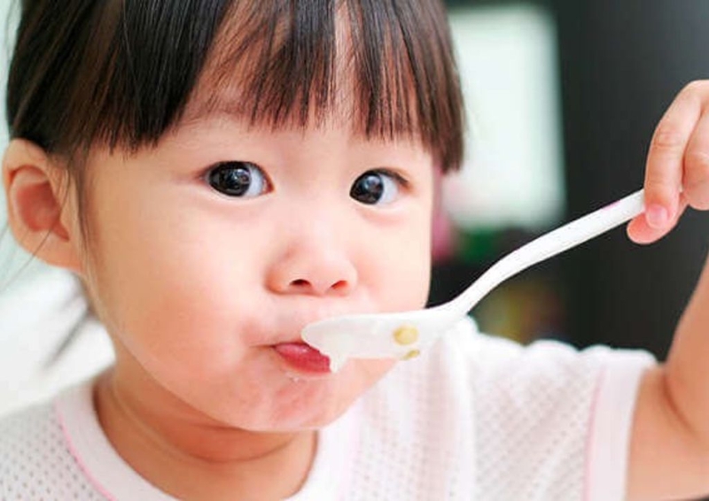 Mách nhỏ mẹ 5 tác dụng của yến sào đối với sự phát triển của trẻ nhỏ  2