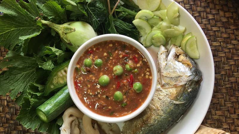 Mắm nêm đạt chuẩn có màu nâu cánh gián đẹp mắt