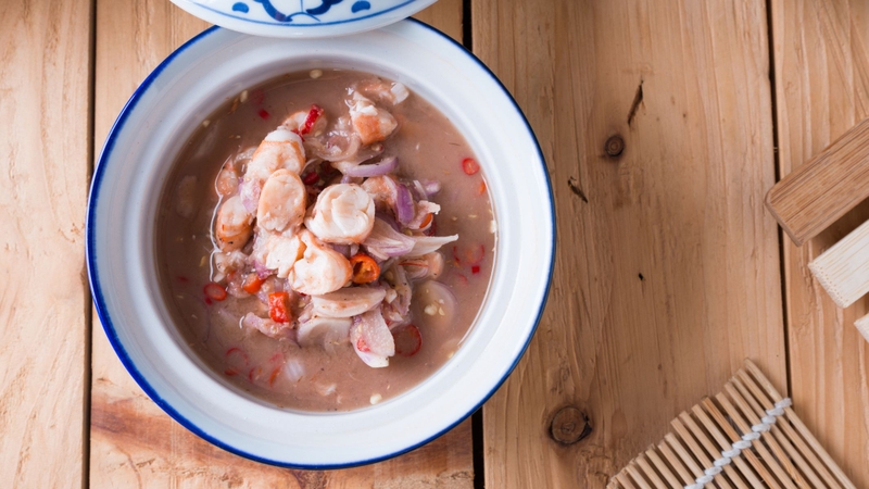 Mắm tôm làm từ gì?