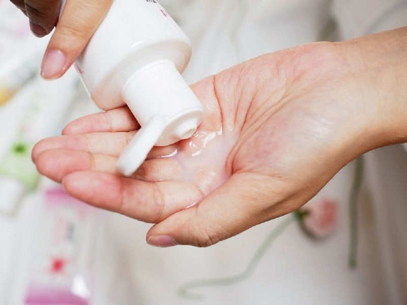 Chỉ nên sử dụng dung dịch vệ sinh phụ nữ 1-2 lần/ngày