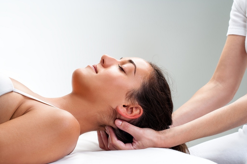 Massage giảm đau đầu trong vòng 5 phút khi không có thuốc 3