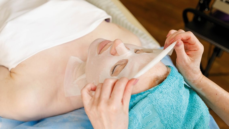 Mặt nạ cấp ẩm là gì? Ưu điểm, công dụng và cách dùng hiệu quả 4
