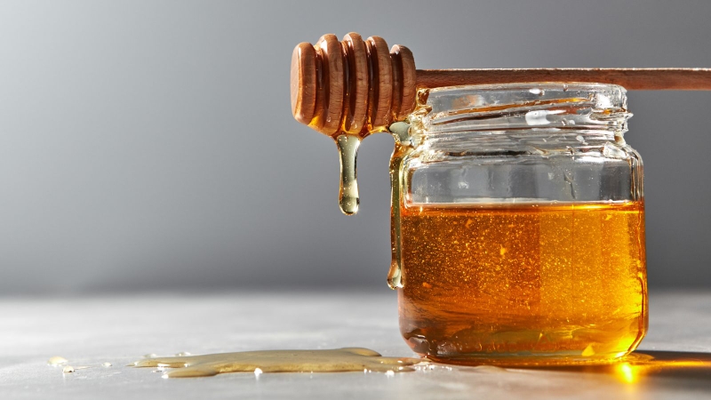 Kết hợp với mật ong giúp nâng cao khả năng dưỡng ẩm