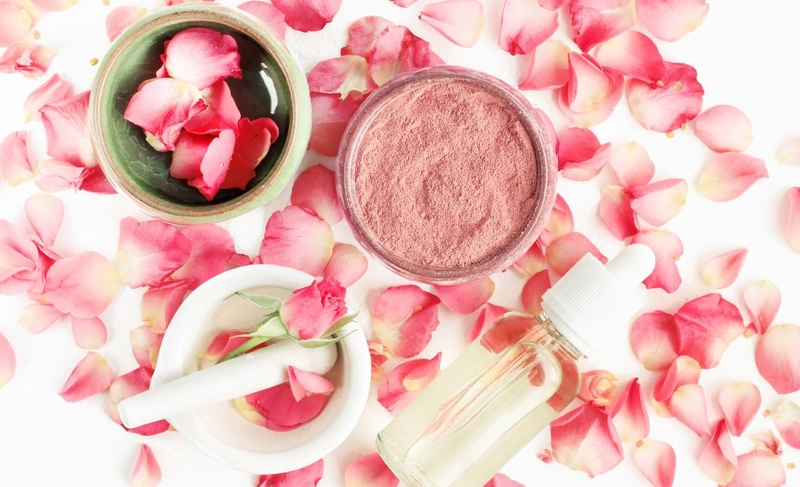 Mặt nạ hoa hồng: Công dụng và cách dùng hiệu quả 2