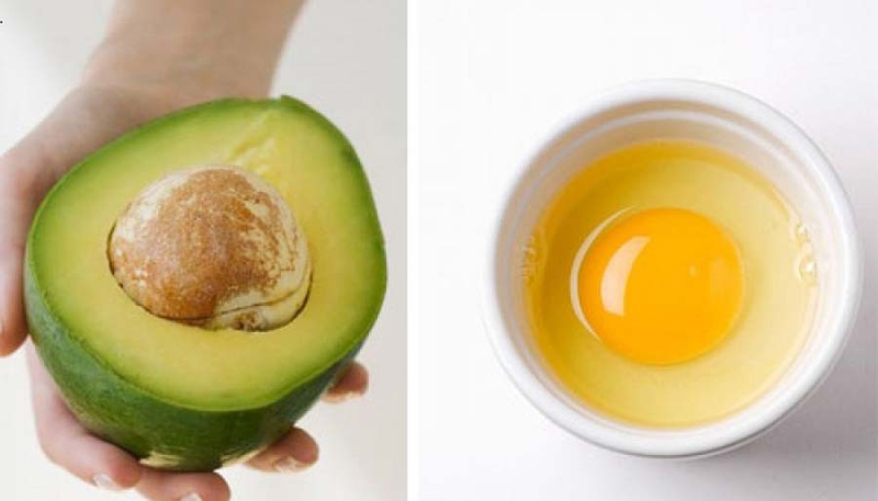 Trị dị ứng da mặt bằng lòng trắng trứng gà với bơ, sữa chua 3