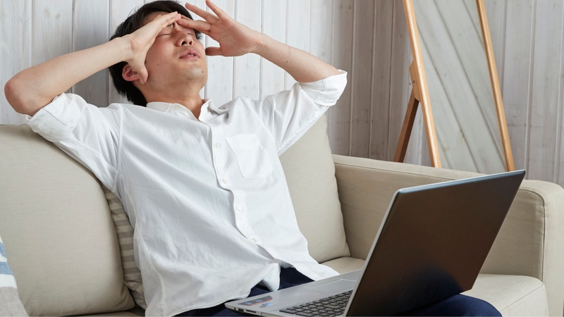 Căng thẳng kéo dài có thể làm tổn thương hệ thần kinh, ảnh hưởng dây thần kinh số 8 và gây khó ngủ sâu