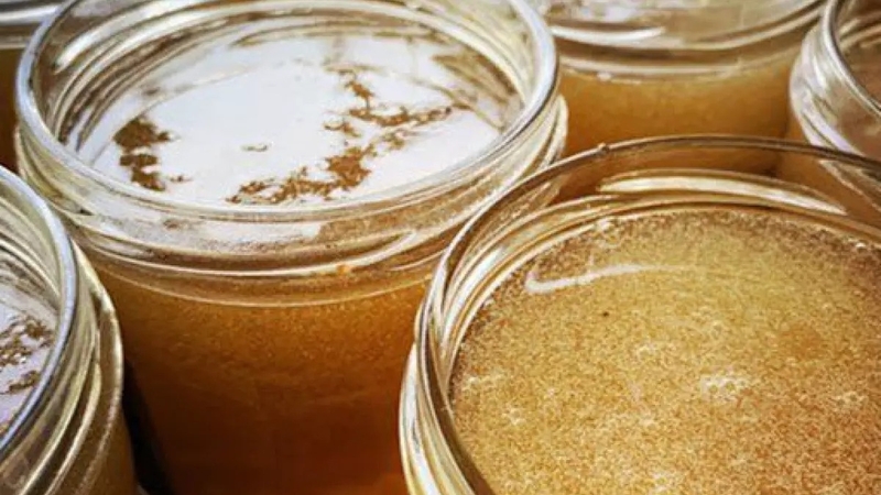 Mật ong bị sủi bọt có bị sao không? 1
