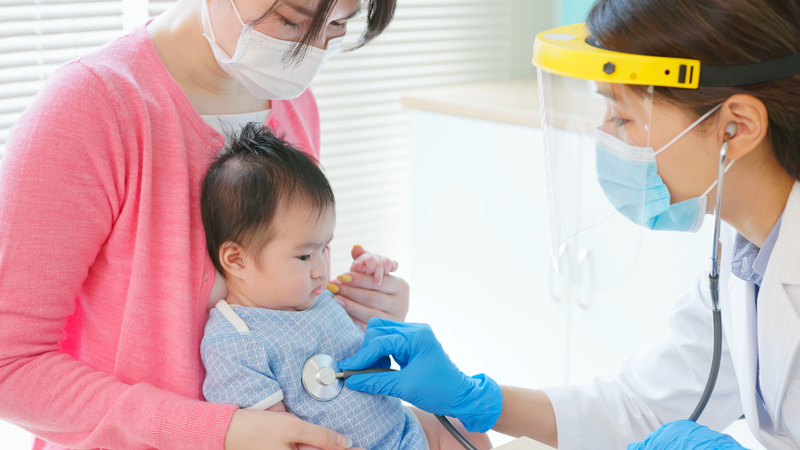 Khi làm mất sổ tiêm chủng của bé, hãy đến cơ sở y tế để được cấp lại