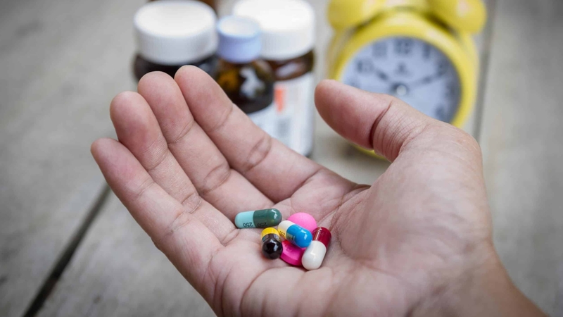 Sử dụng thuốc có thể có tác dụng phụ khiến mắt vô hồn