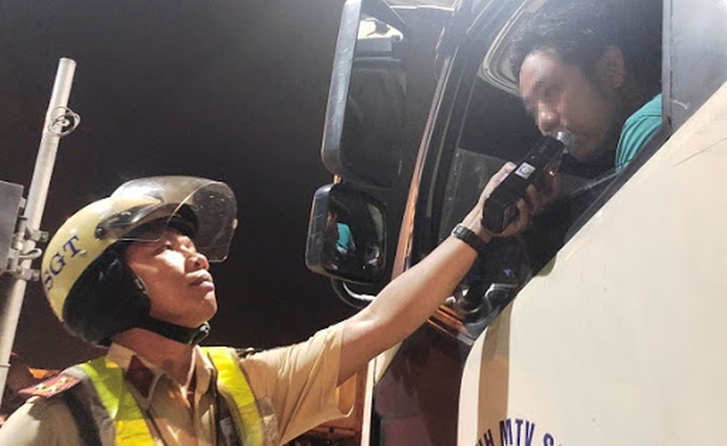 cach-tinh-nong-do-con-trong-mau-de-tranh-bi-phat-2