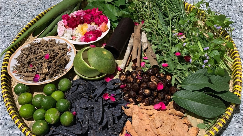 loi-ich-cua-viec-su-dung-dau-goi-thao-duoc-tri-rung-toc 2