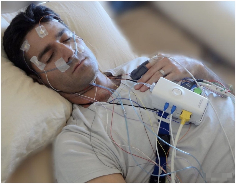 Tìm hiểu về máy đa ký giấc ngủ 1