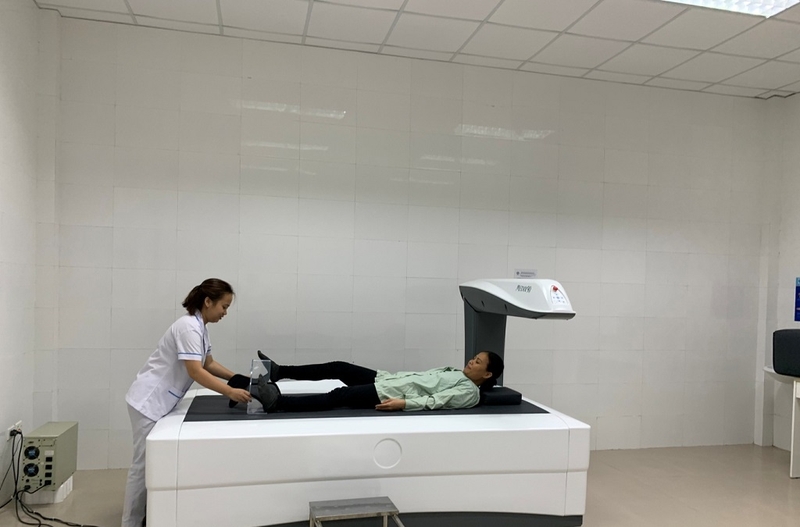 Máy đo loãng xương là gì? Quy trình các bước đo loãng xương bằng máy 3