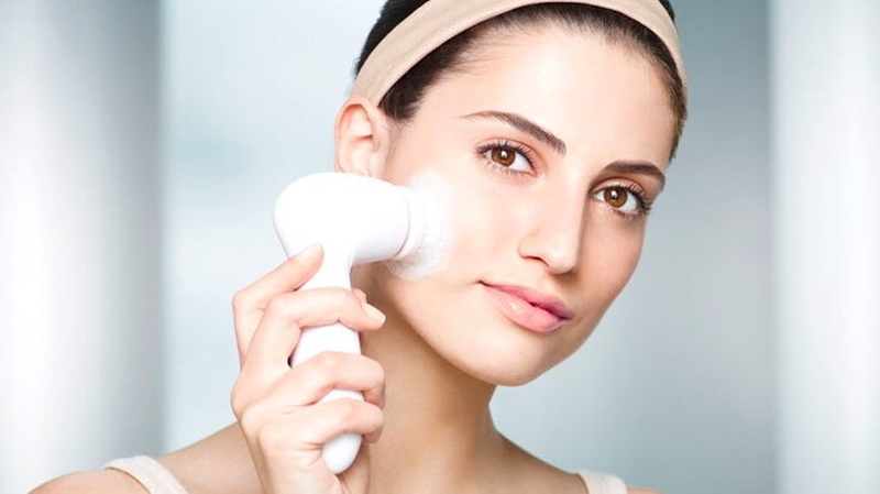 Máy rửa mặt là gì? Có nên dùng máy rửa mặt không? 2