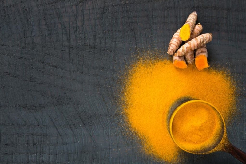 Mẹ bầu ăn nghệ được không? Lợi ích và tác hại của nghệ trong thời kỳ mang thai 1
