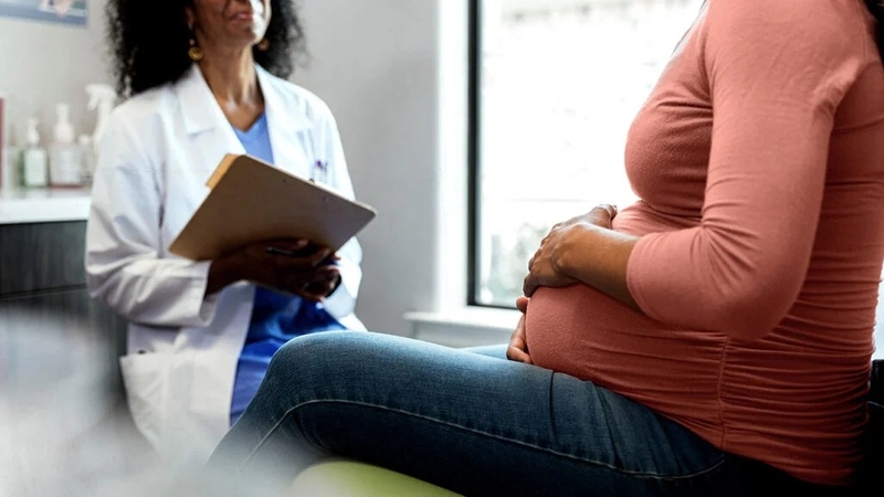 Mẹ bầu bị viêm gan B có ảnh hưởng đến con không? Cách chăm sóc mẹ bầu mắc bệnh 2