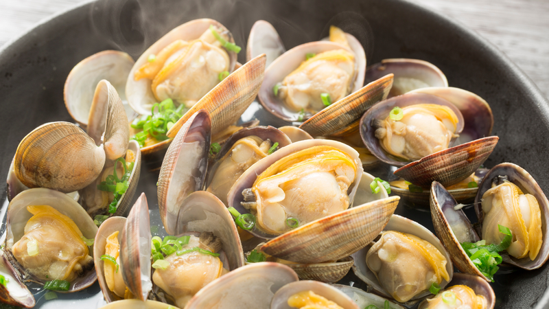 Mẹ sau sinh ăn ngao được không? Ăn ngao có tác dụng gì? 1