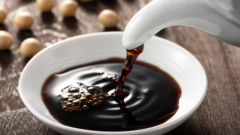 Mẹ sau sinh ăn nước tương được không? Sau sinh bao lâu có thể ăn? 2