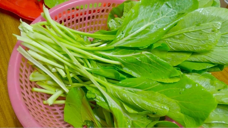 Mẹ sau sinh ăn rau cải có mất sữa không? 3